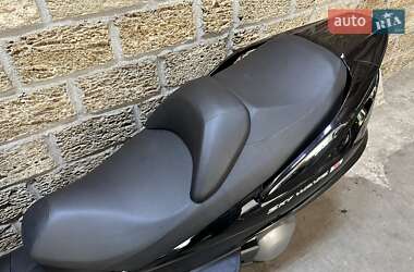 Макси-скутер Suzuki Skywave 250 2008 в 