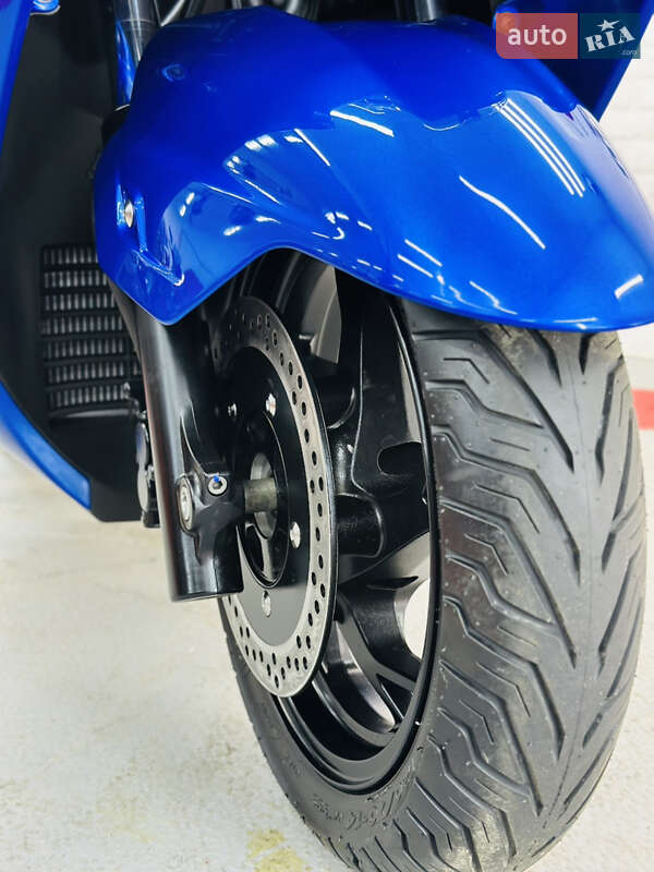 Макси-скутер Suzuki Skywave 250 2007 в Одессе