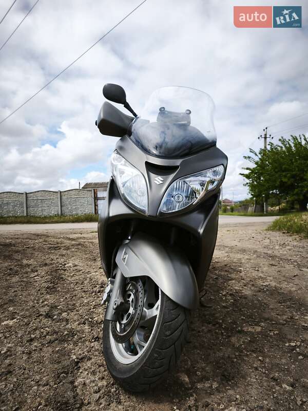 Suzuki Skywave 250 2010