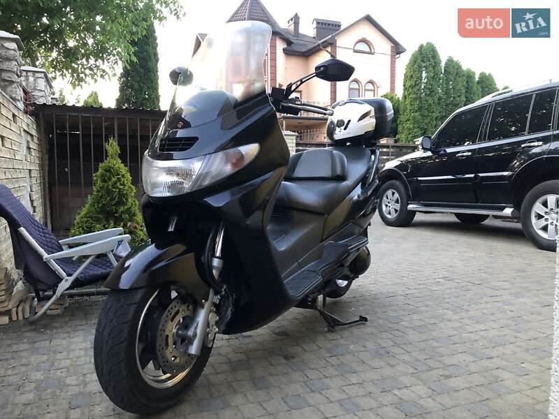 Макси-скутер Suzuki Skywave 250 2007 в Тернополе