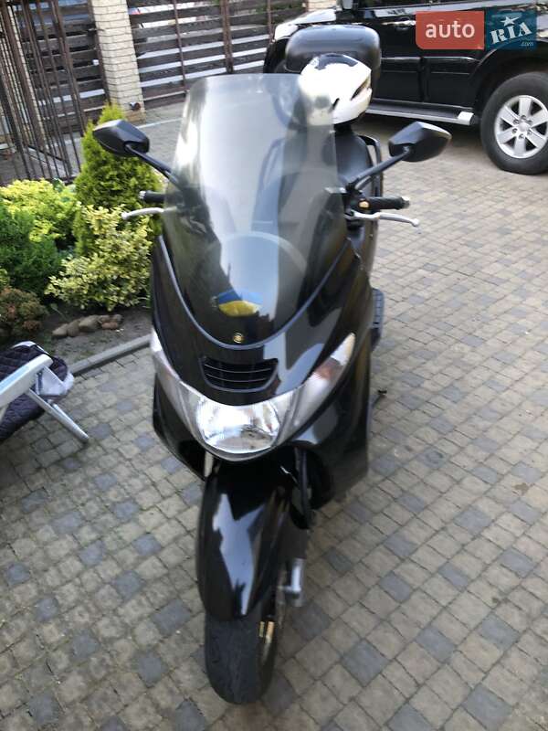 Макси-скутер Suzuki Skywave 250 2007 в Тернополе