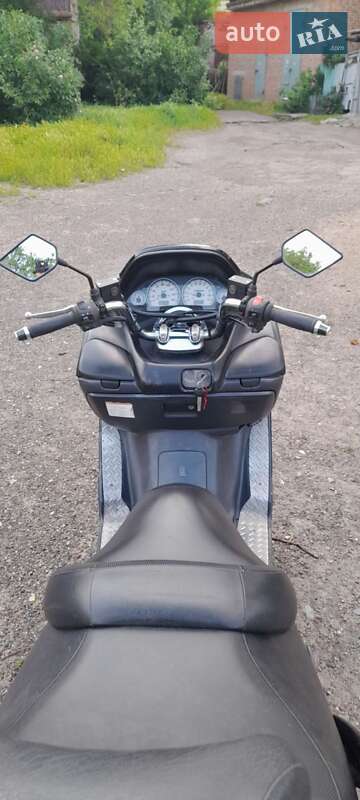 Макси-скутер Suzuki Skywave 250 2006 в Славянске