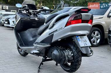 Макси-скутер Suzuki Skywave 250 2007 в 