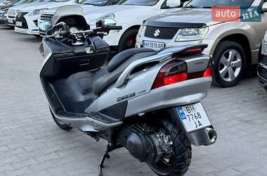 Макси-скутер Suzuki Skywave 250 2007 в 
