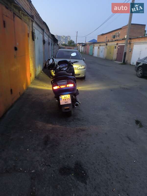 Макси-скутер Suzuki Skywave 250 2007 в Киеве