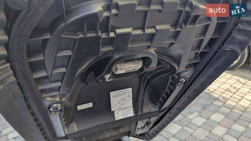 Макси-скутер Suzuki Skywave 250 2008 в Черновцах