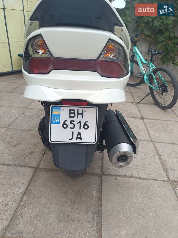 Макси-скутер Suzuki Skywave 250 2007 в Белгороде-Днестровском фото 7 Макси-скутер Suzuki Skywave 250 2007 в Белгороде-Днестровском