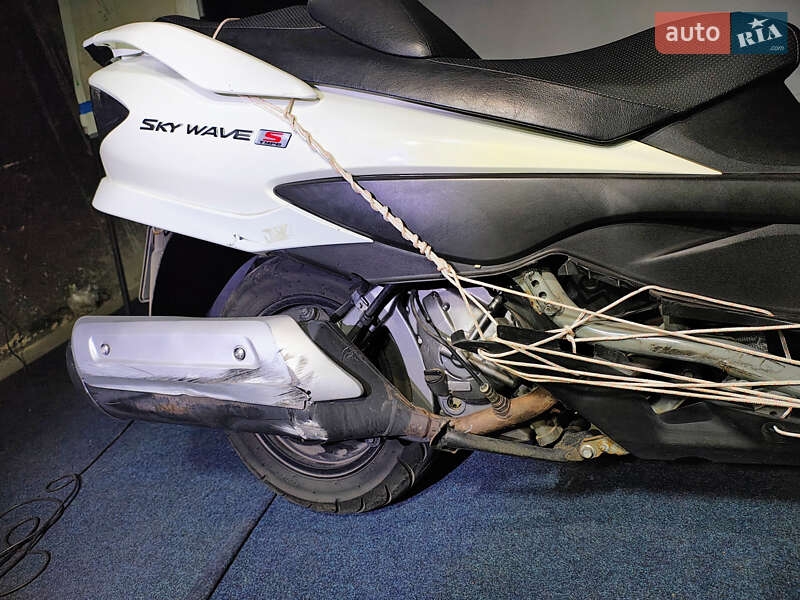Макси-скутер Suzuki Skywave 250 2010 в Киеве фото 4 Макси-скутер Suzuki Skywave 250 2010 в Киеве
