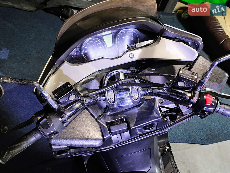 Макси-скутер Suzuki Skywave 250 2010 в Киеве фото 9 Макси-скутер Suzuki Skywave 250 2010 в Киеве