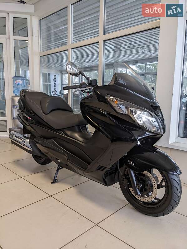 Suzuki Skywave 250 2011