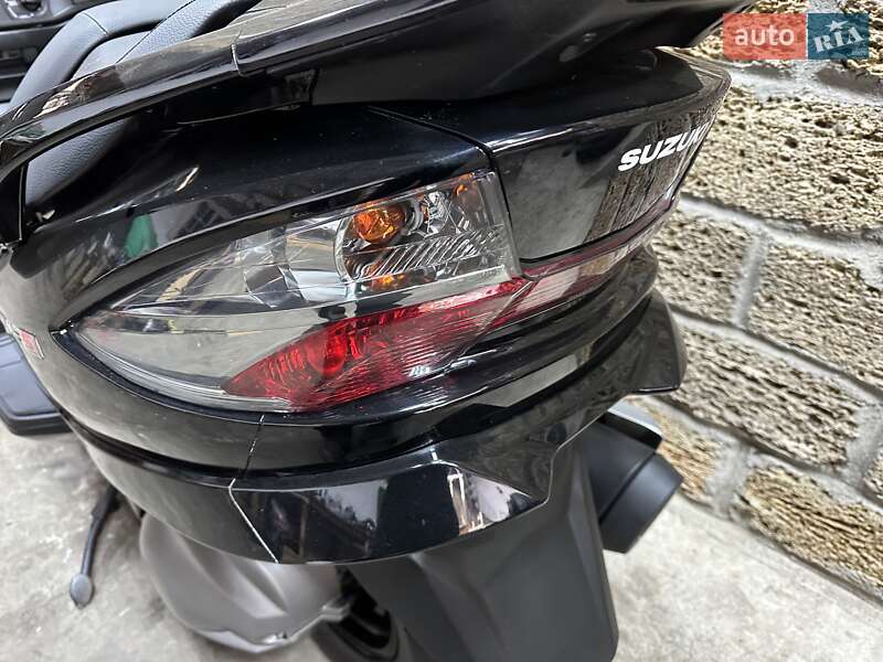 Макси-скутер Suzuki Skywave 250 2009 в Одессе фото 3 Макси-скутер Suzuki Skywave 250 2009 в Одессе