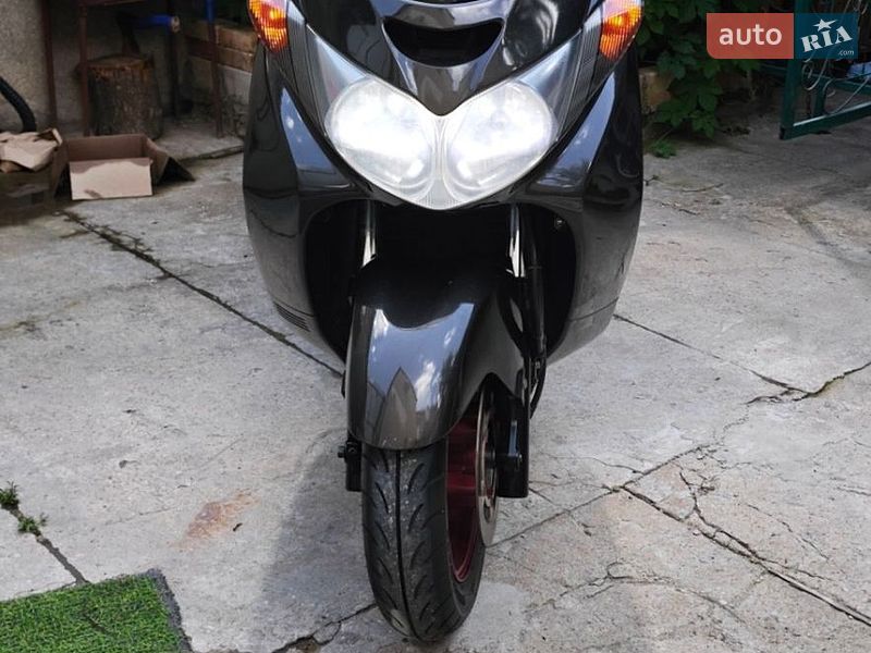 Макси-скутер Suzuki Skywave 250 2007 в Одессе
