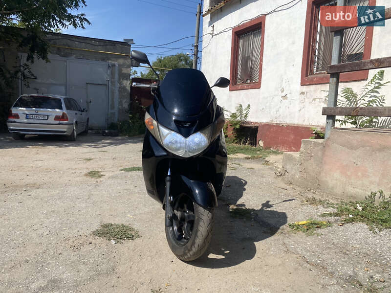 Максі-скутер Suzuki Skywave 400 2005 в Одесі