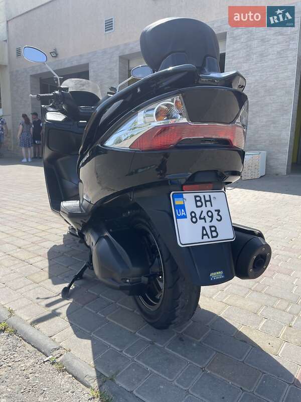Макси-скутер Suzuki Skywave 400 2013 в Одессе
