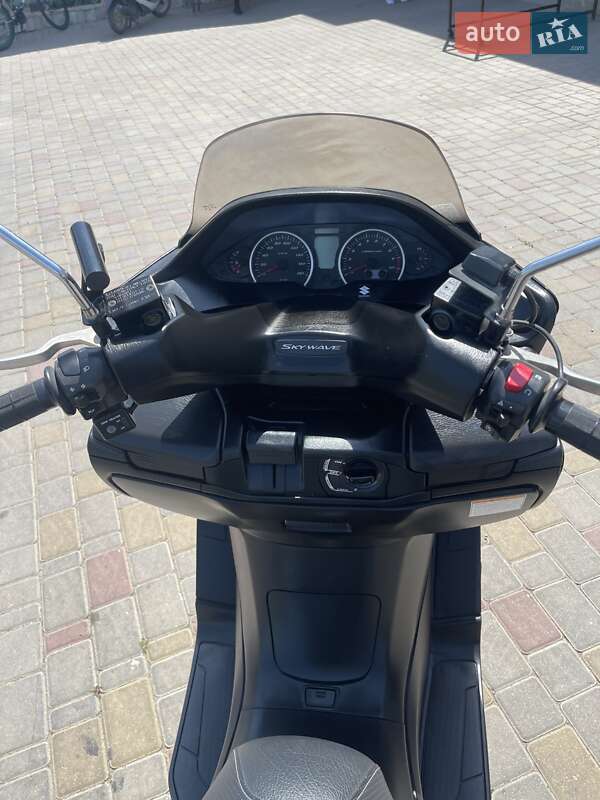 Макси-скутер Suzuki Skywave 400 2013 в Одессе