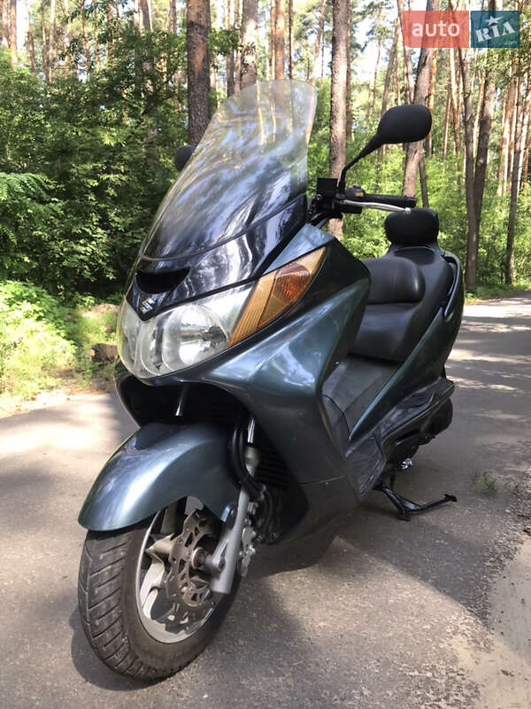 Макси-скутер Suzuki Skywave 400 2003 в Киеве