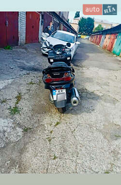 Макси-скутер Suzuki Skywave 400 2009 в 