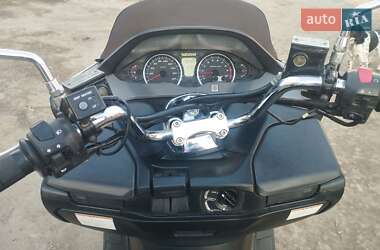 Макси-скутер Suzuki Skywave 400 2008 в 