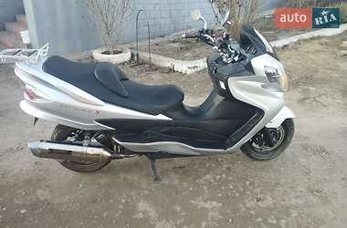 Макси-скутер Suzuki Skywave 400 2008 в 