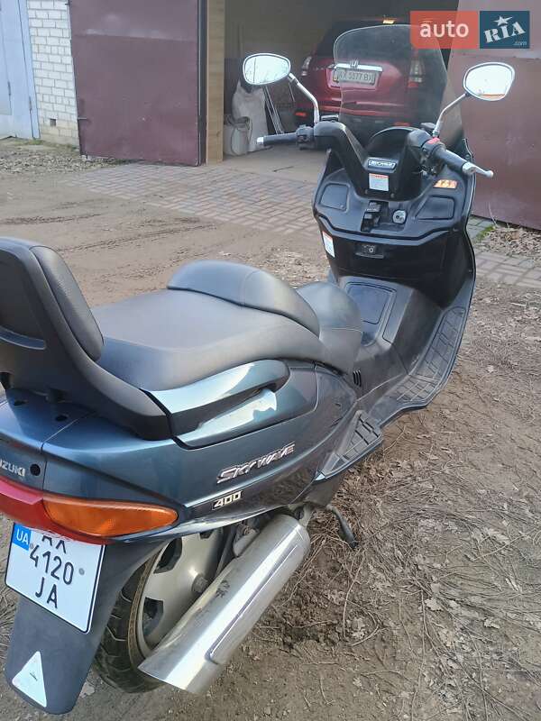 Макси-скутер Suzuki Skywave 400 1999 в Богодухове