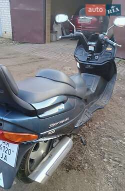 Макси-скутер Suzuki Skywave 400 1999 в 