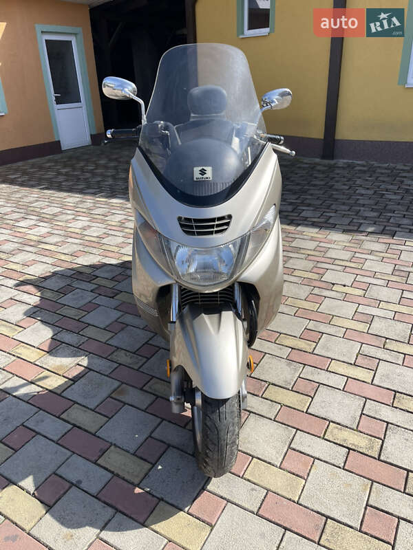 Макси-скутер Suzuki Skywave 400 2001 в Ужгороде