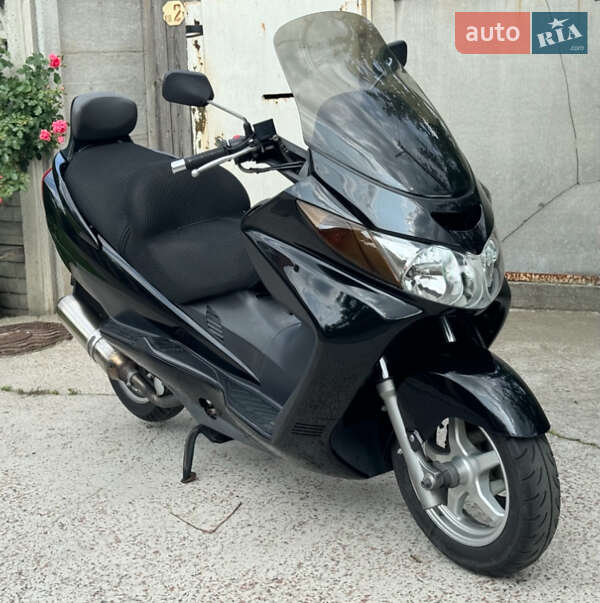 Скутер Suzuki Skywave 400 2004 в Киеве
