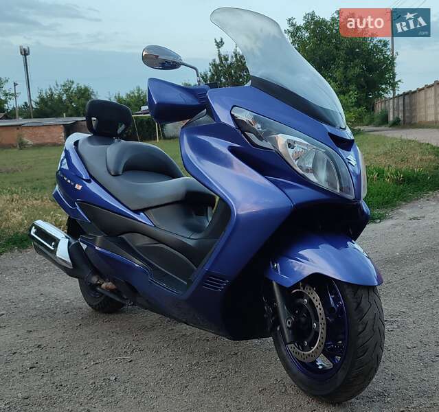 Макси-скутер Suzuki Skywave 400 2008 в Умани