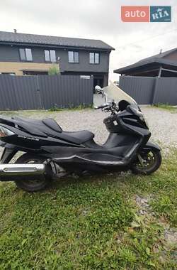 Макси-скутер Suzuki Skywave 400 2008 в 