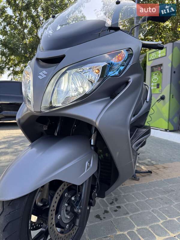 Макси-скутер Suzuki Skywave 400 2015 в Харькове фото 4 Макси-скутер Suzuki Skywave 400 2015 в Харькове