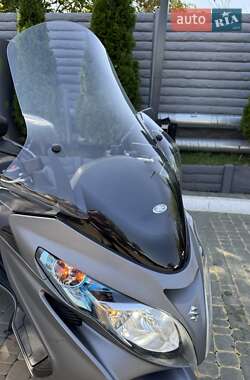 Макси-скутер Suzuki Skywave 400 2015 в 
