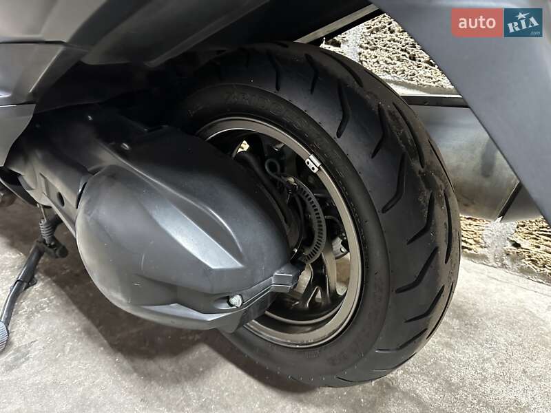 Максі-скутер Suzuki Skywave 400 2015 в Одесі фото 4 Максі-скутер Suzuki Skywave 400 2015 в Одесі