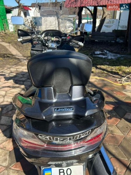 Грузовые мотороллеры, мотоциклы, скутеры, мопеды Suzuki Skywave 400 2009 в Бучаче