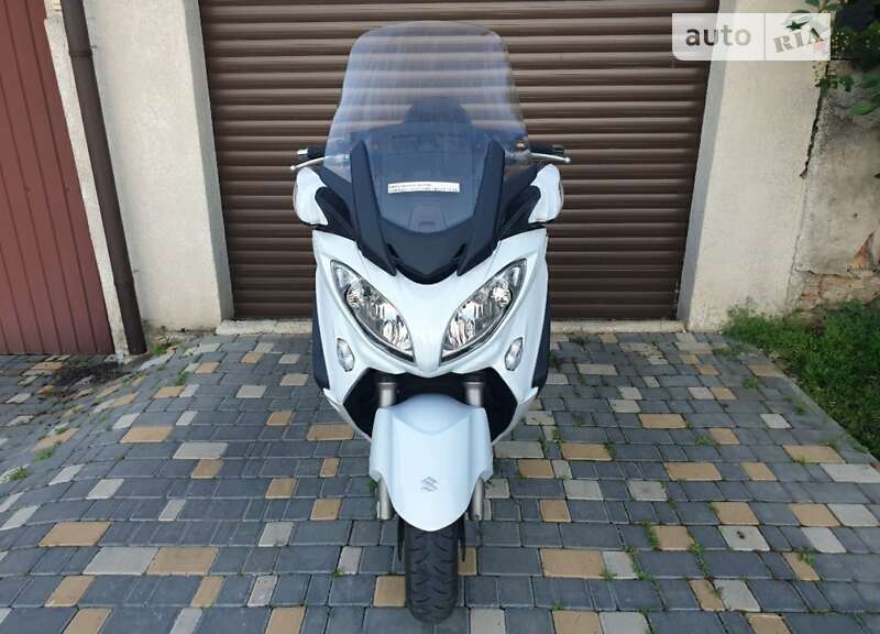 Максі-скутер Suzuki SkyWave 650 2015 в Одесі