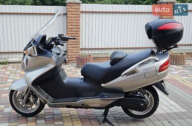 Максі-скутер Suzuki SkyWave 650 2002 в 