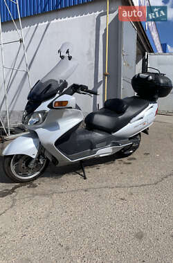 Максі-скутер Suzuki SkyWave 650 2004 в Кривому Розі
