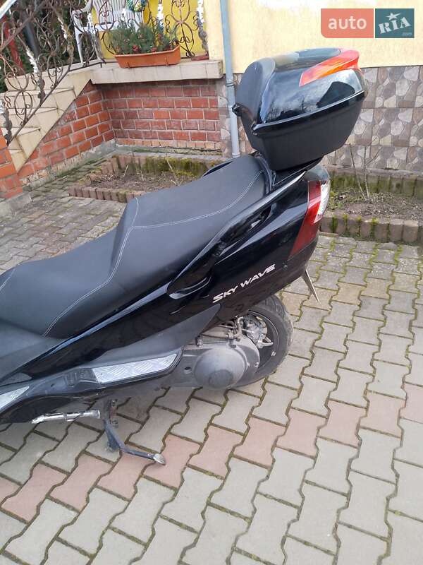 Макси-скутер Suzuki SkyWave 650 2006 в Трускавце