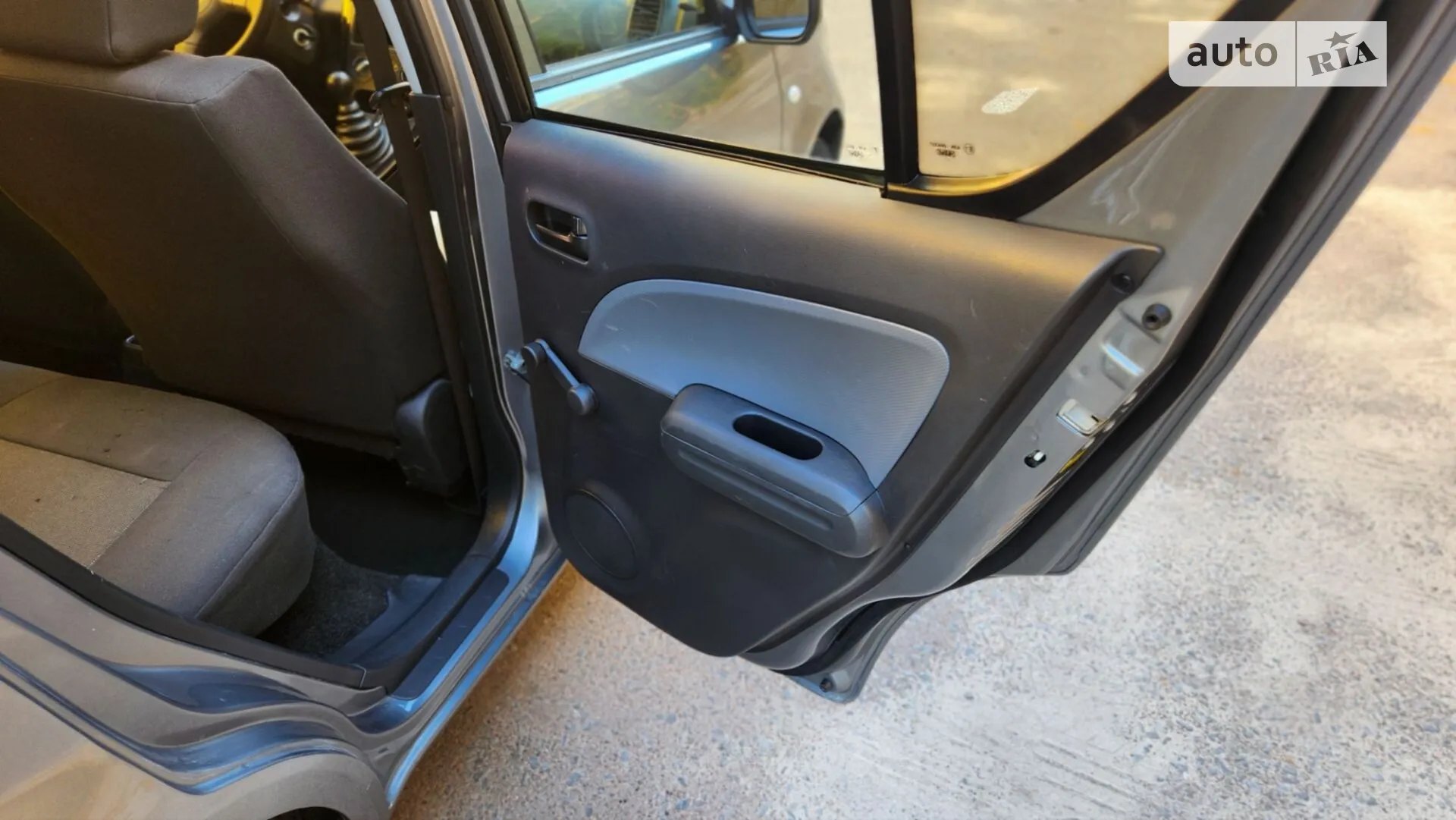 2010 Suzuki Splash - мініатюра 27