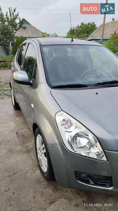 Хетчбек Suzuki Splash 2012 в Новомосковську