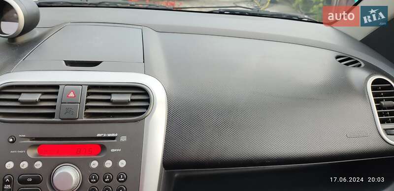 Хэтчбек Suzuki Splash 2012 в Самаре фото 16 Хэтчбек Suzuki Splash 2012 в Самаре