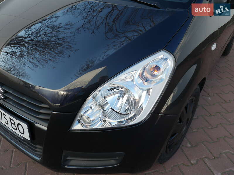 Хэтчбек Suzuki Splash 2011 в Одессе