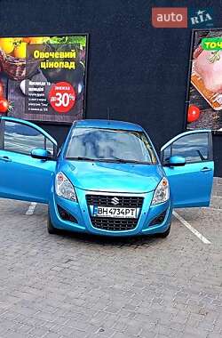 Хетчбек Suzuki Splash 2013 в 