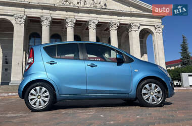 Хэтчбек Suzuki Splash 2013 в 