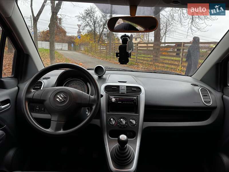 Хэтчбек Suzuki Splash 2009 в Киеве фото 25 Хэтчбек Suzuki Splash 2009 в Киеве