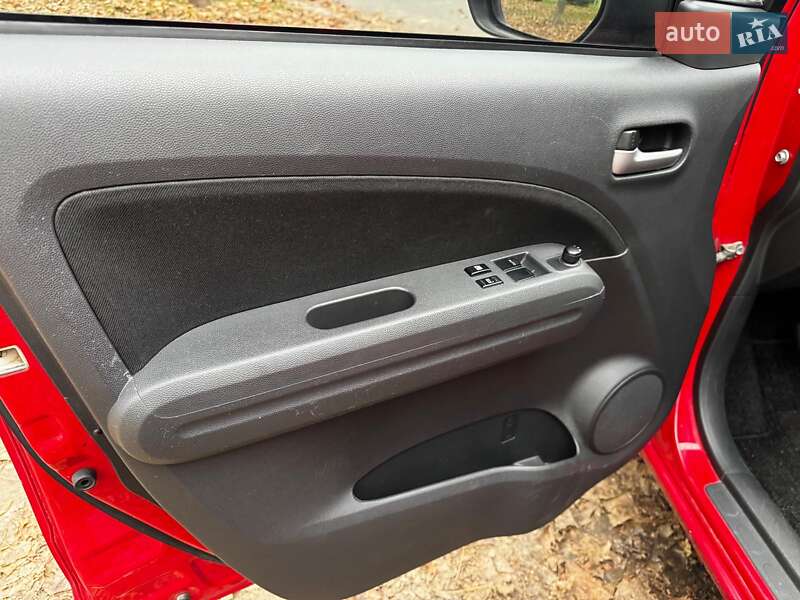 Хэтчбек Suzuki Splash 2009 в Киеве фото 28 Хэтчбек Suzuki Splash 2009 в Киеве