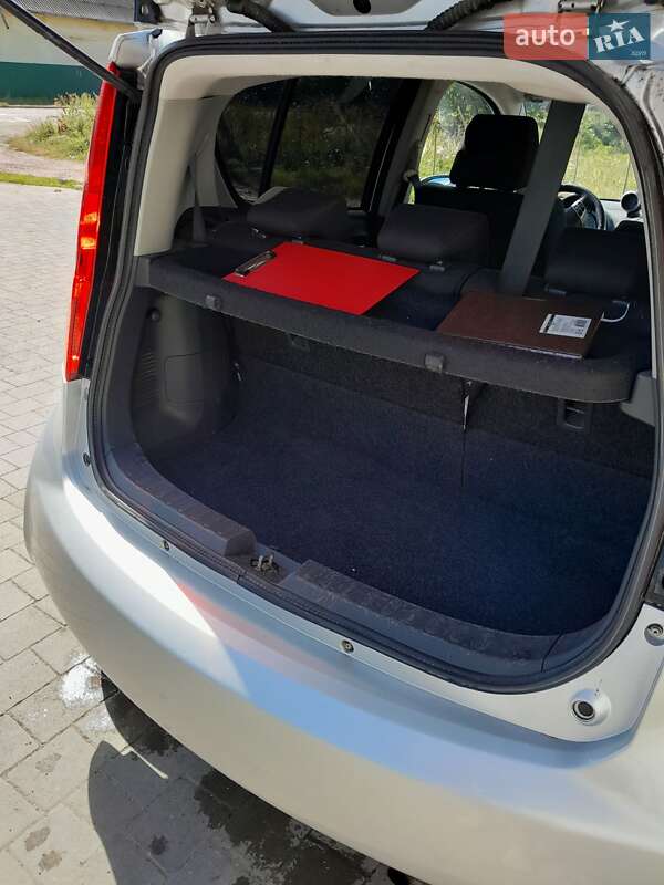 Хэтчбек Suzuki Splash 2009 в Львове