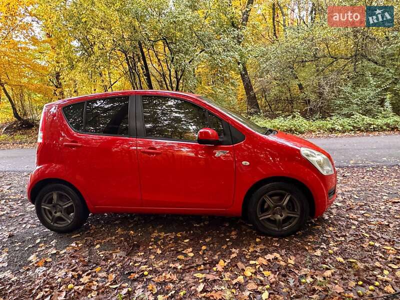 Хетчбек Suzuki Splash 2009 в Гатне