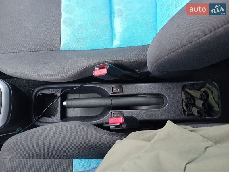 Хэтчбек Suzuki Splash 2008 в Лубнах