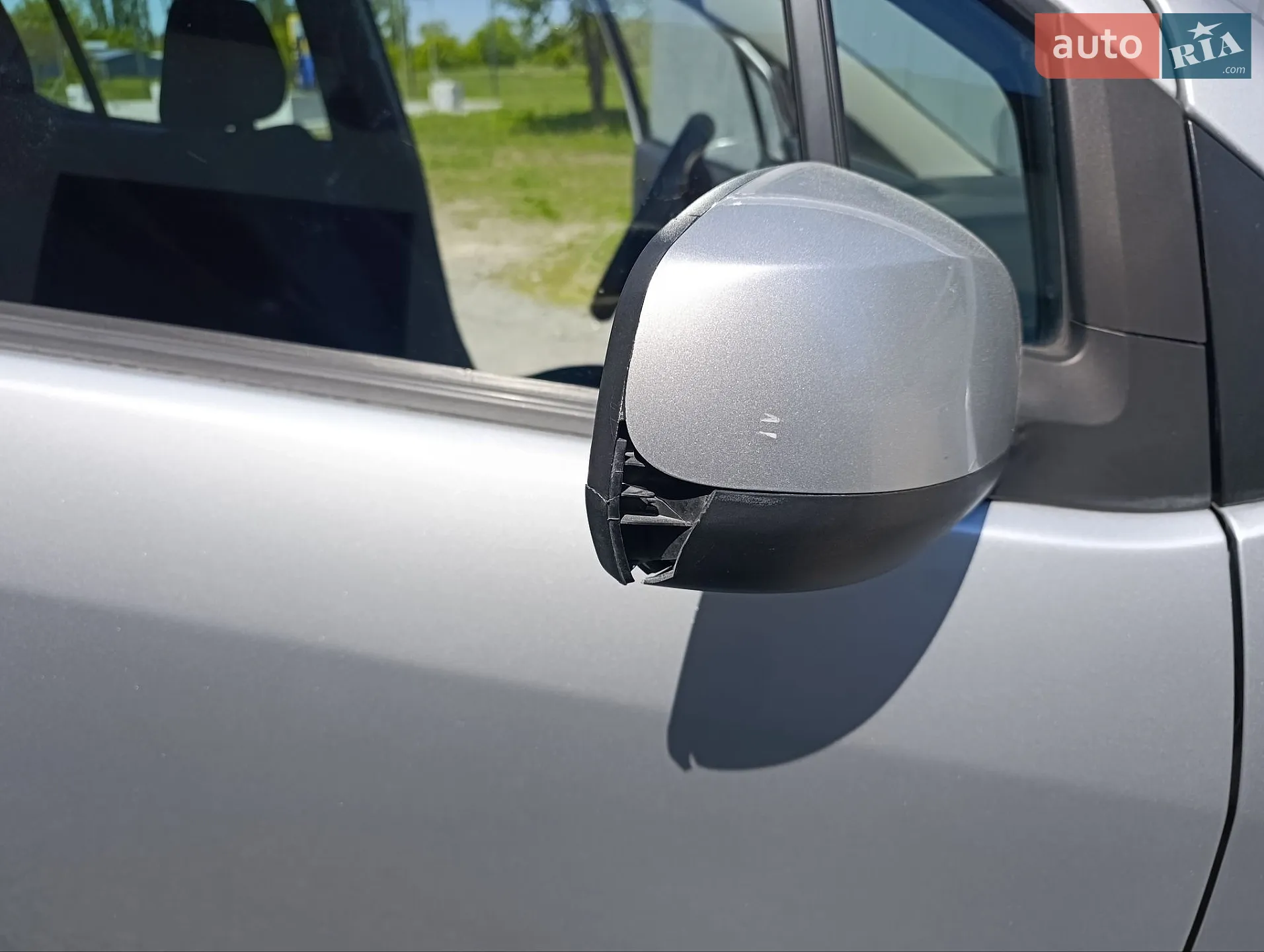 2010 Suzuki Splash - мініатюра 4