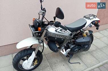 Пітбайк Suzuki Street Magic 50 2010 в 